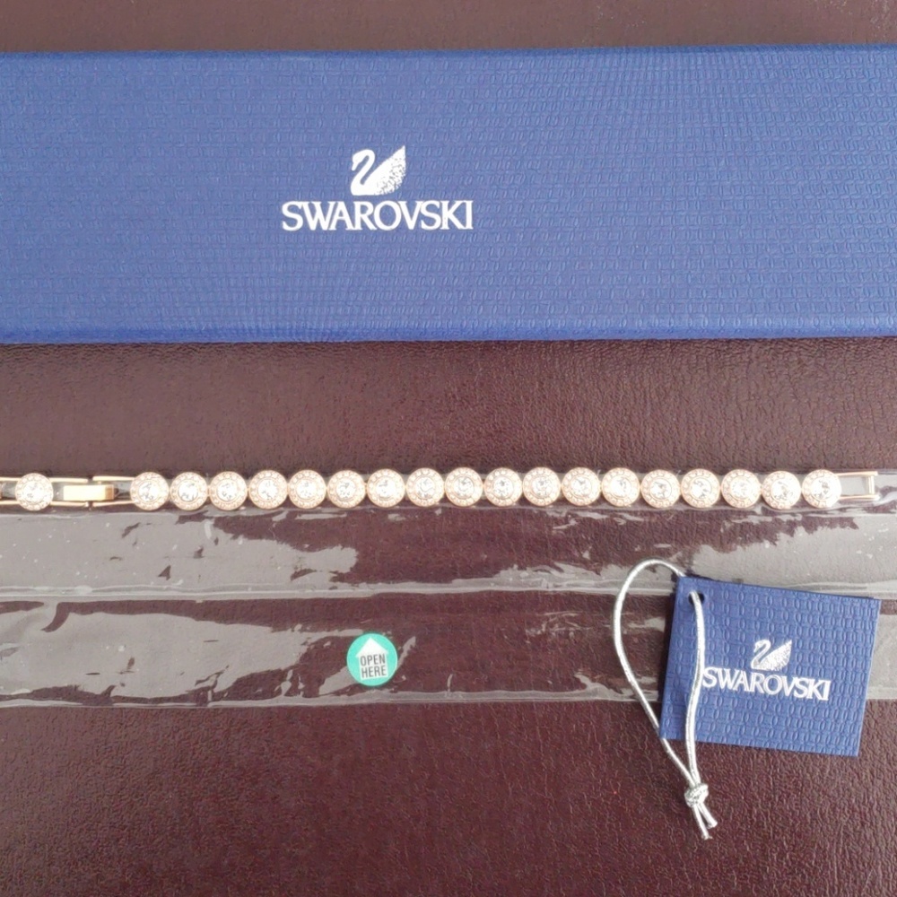 NEW Swarovski Bracelet